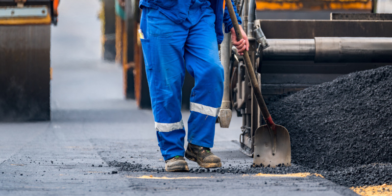 Asphalt Contractor in Jamestown, Tennessee