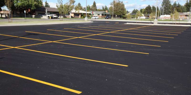 Parking Lot Maintenance Tips From the Professionals